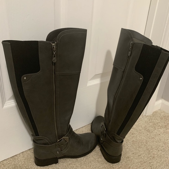 Guess Gray BOOTS - Picture 2 of 6